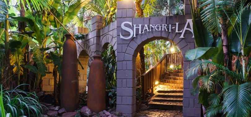 Shangri-La Country Hotel